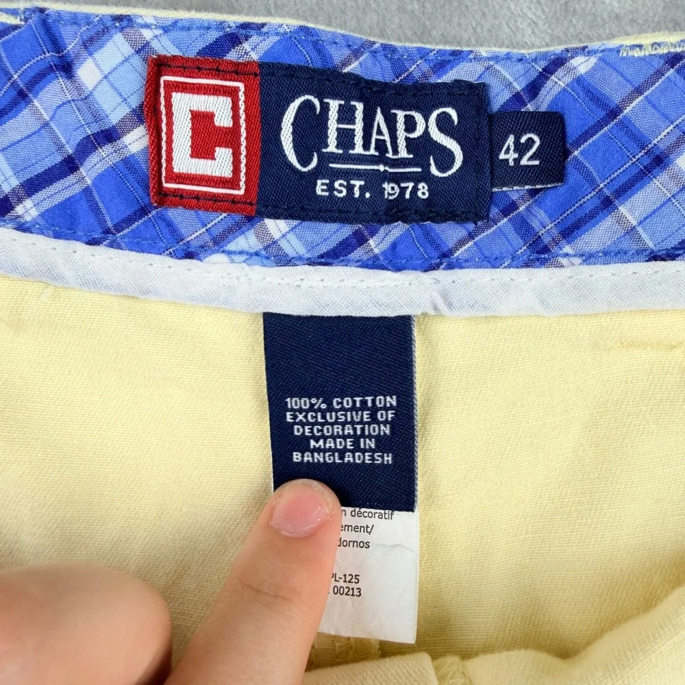 Chaps Men's Size 42 Flat Front Chino Shorts Yellow Cotton